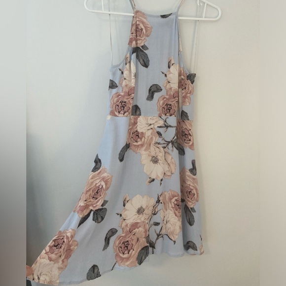 Dynamite Halter Dress - Picture 3 of 4